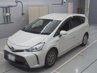 2017 Toyota Prius alpha