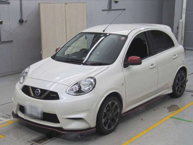 2016 Nissan March