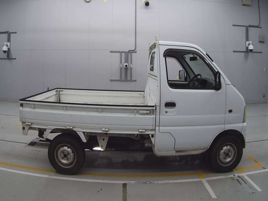 2000 Suzuki Carry Truck DB52T[2]