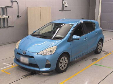 2013 Toyota Aqua