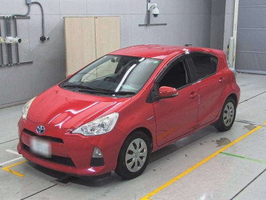 2013 Toyota Aqua