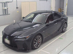 2021 Lexus IS