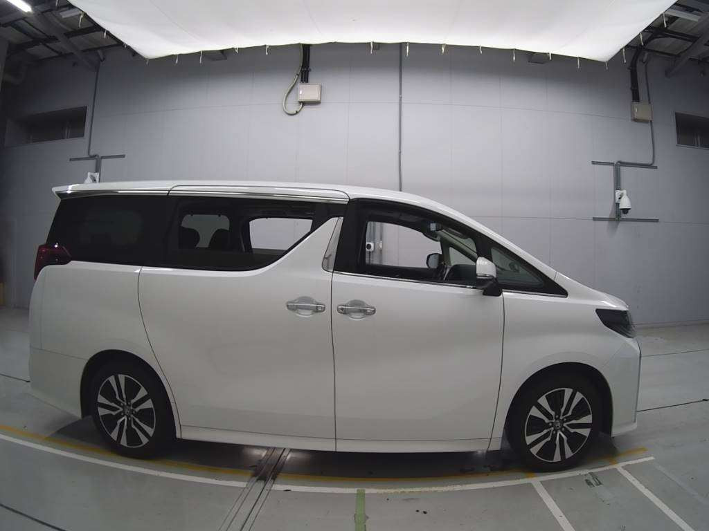 2022 Toyota Alphard AGH30W[2]