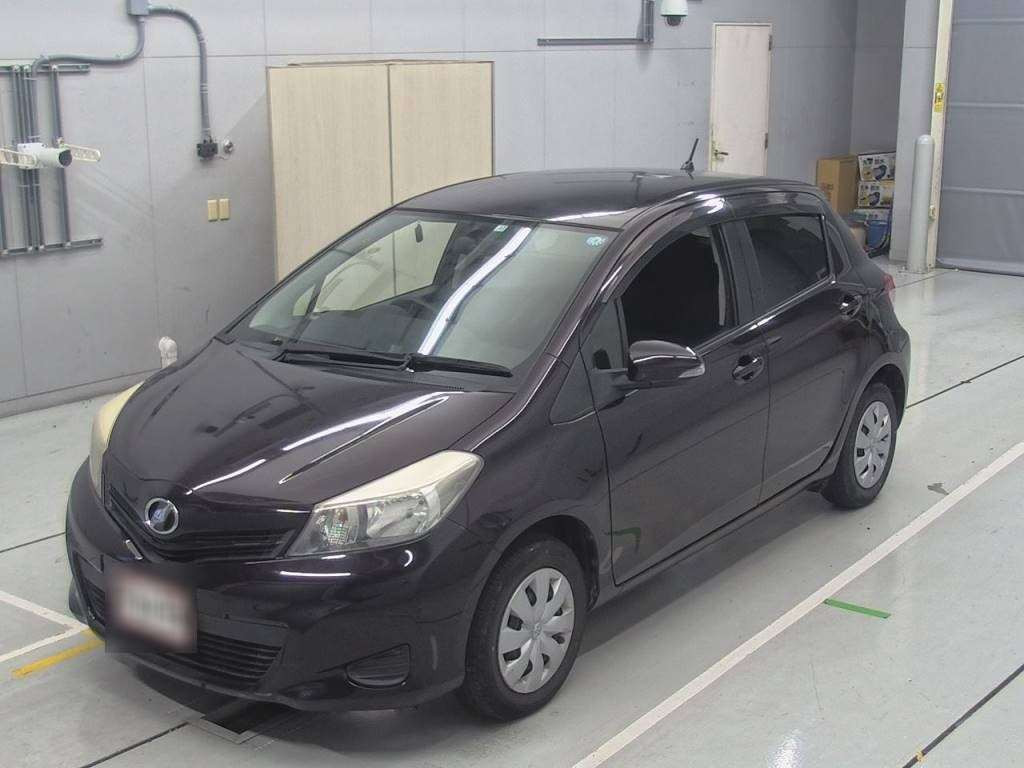 2013 Toyota Vitz KSP130[0]