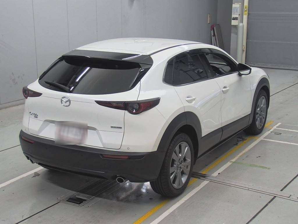 2022 Mazda CX-30 DM8P[1]