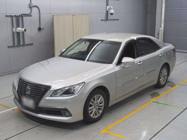 2014 Toyota Crown