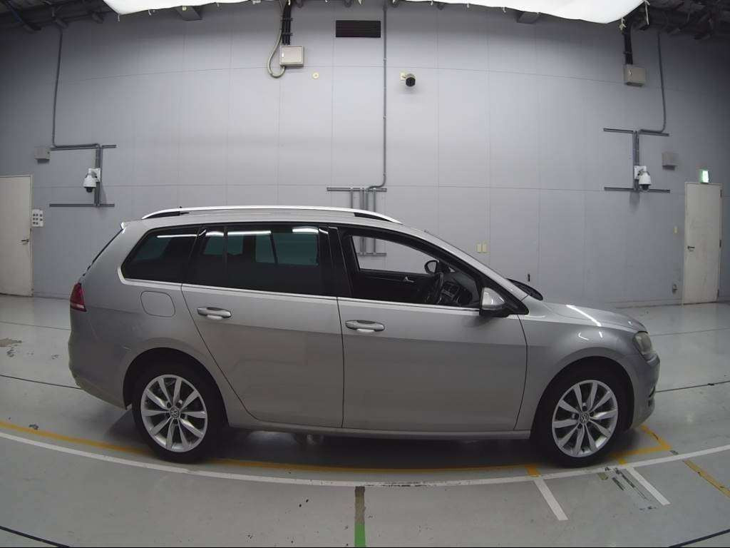 2014 Volkswagen Golf Variant AUCHP[2]