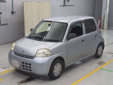 2009 Daihatsu Esse