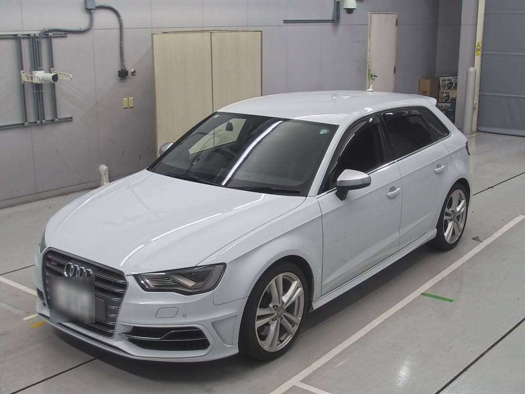 2015 Audi S3 8VCJXF[0]