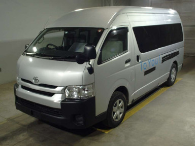 2017 Toyota Hiace Commuter