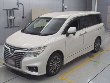 2015 Nissan Elgrand