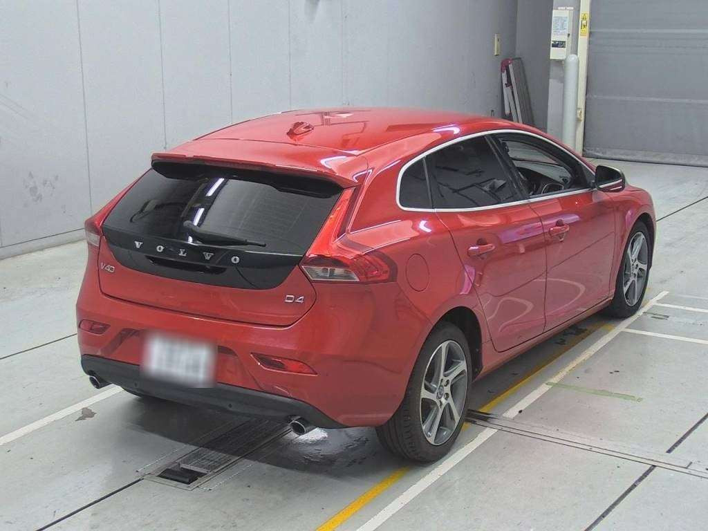 2015 Volvo V40 MD4204T[1]