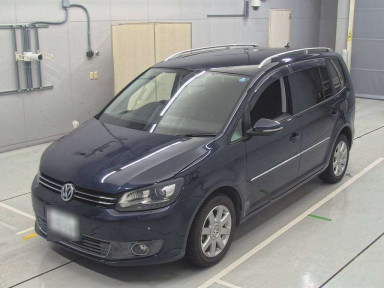 2011 Volkswagen Golf Touran