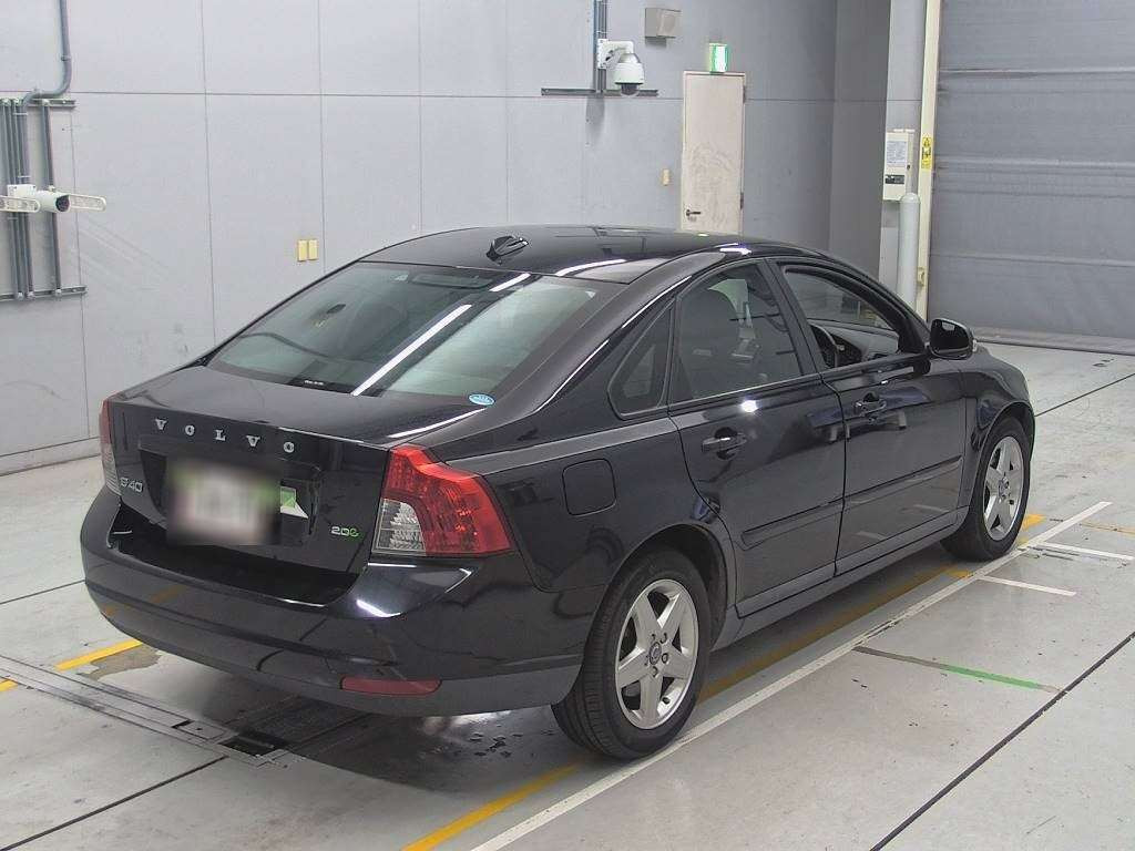 2010 Volvo S40 MB4204S[1]