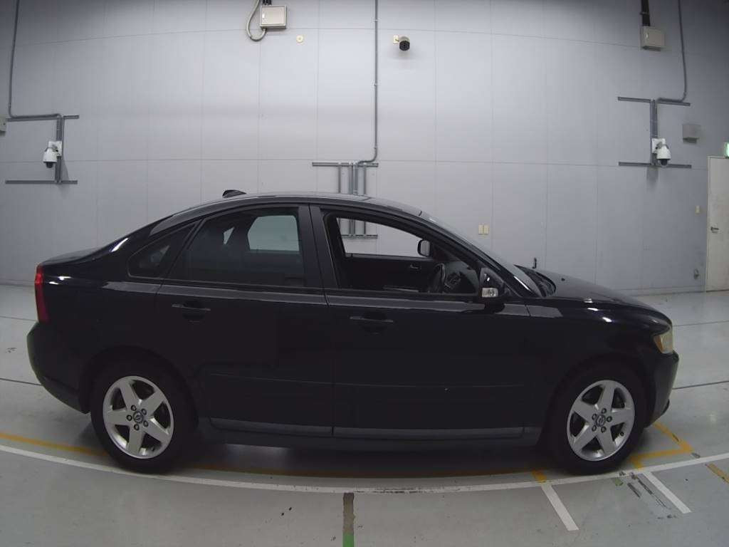 2010 Volvo S40 MB4204S[2]