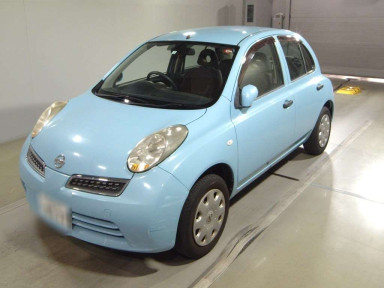 2010 Nissan March