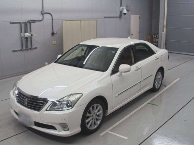 2011 Toyota Crown