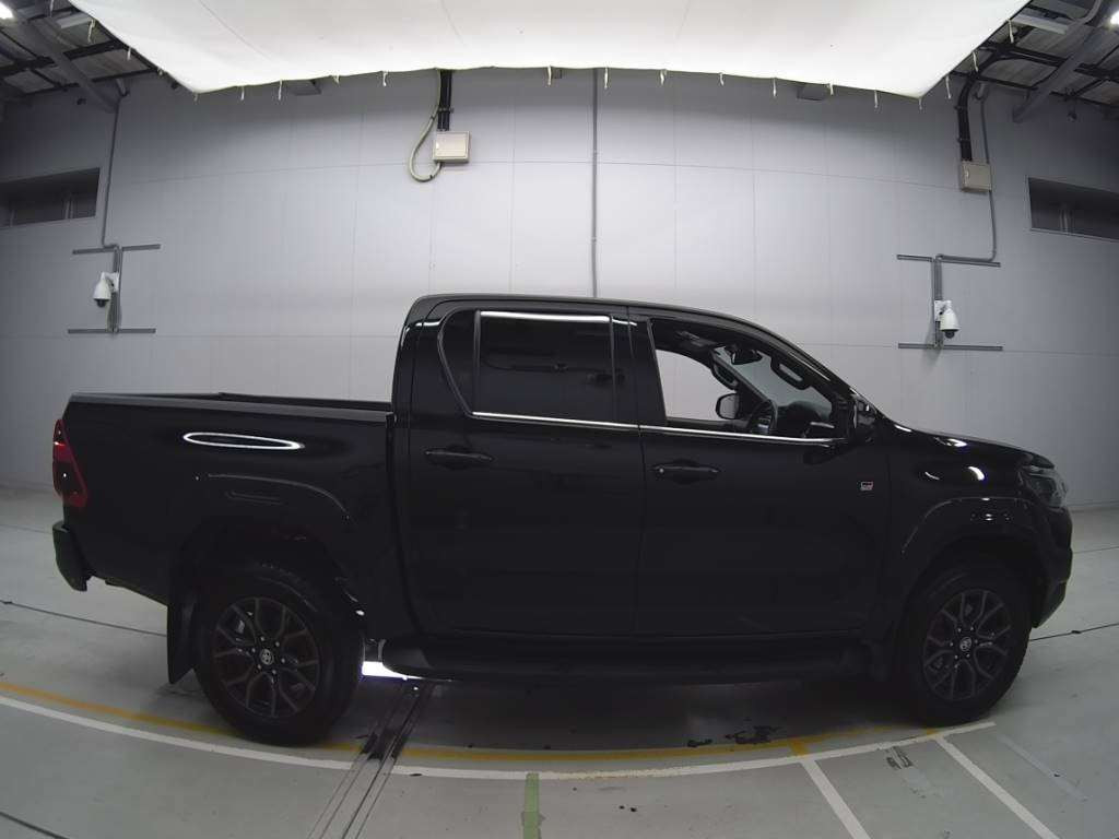 2022 Toyota Hilux GUN125[2]