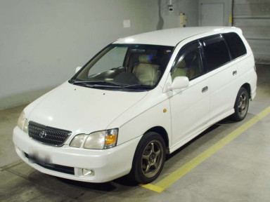 2002 Toyota Gaia