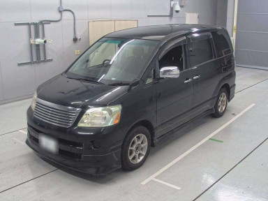 2006 Toyota Noah