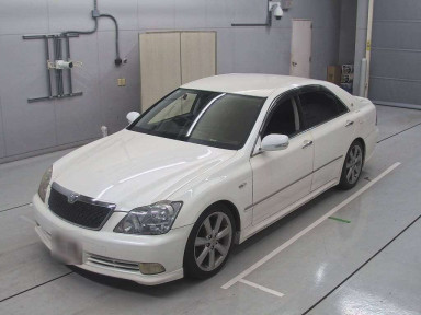 2005 Toyota Crown