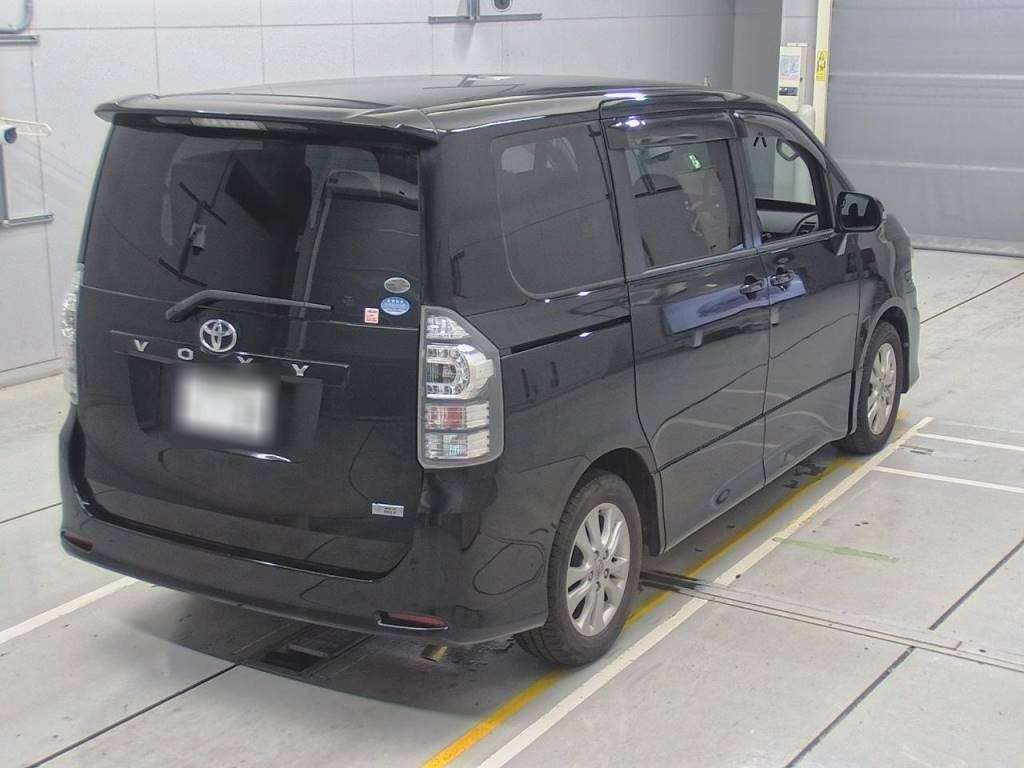 2010 Toyota Voxy ZRR70W[1]