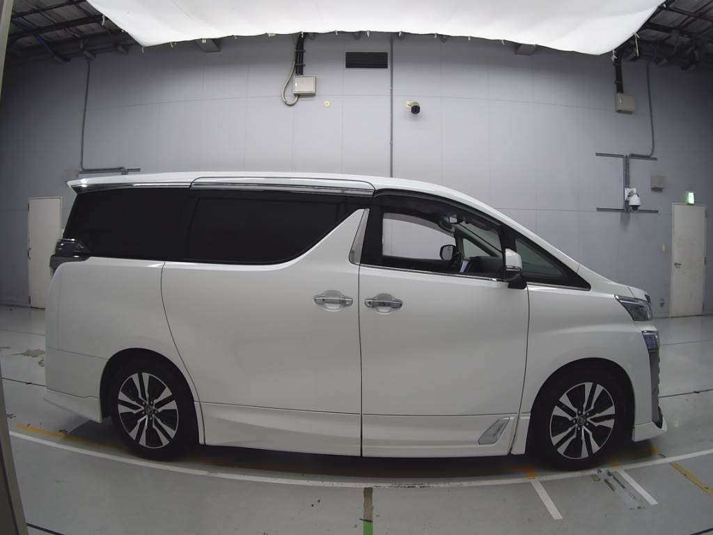 2018 Toyota Vellfire AGH30W[2]