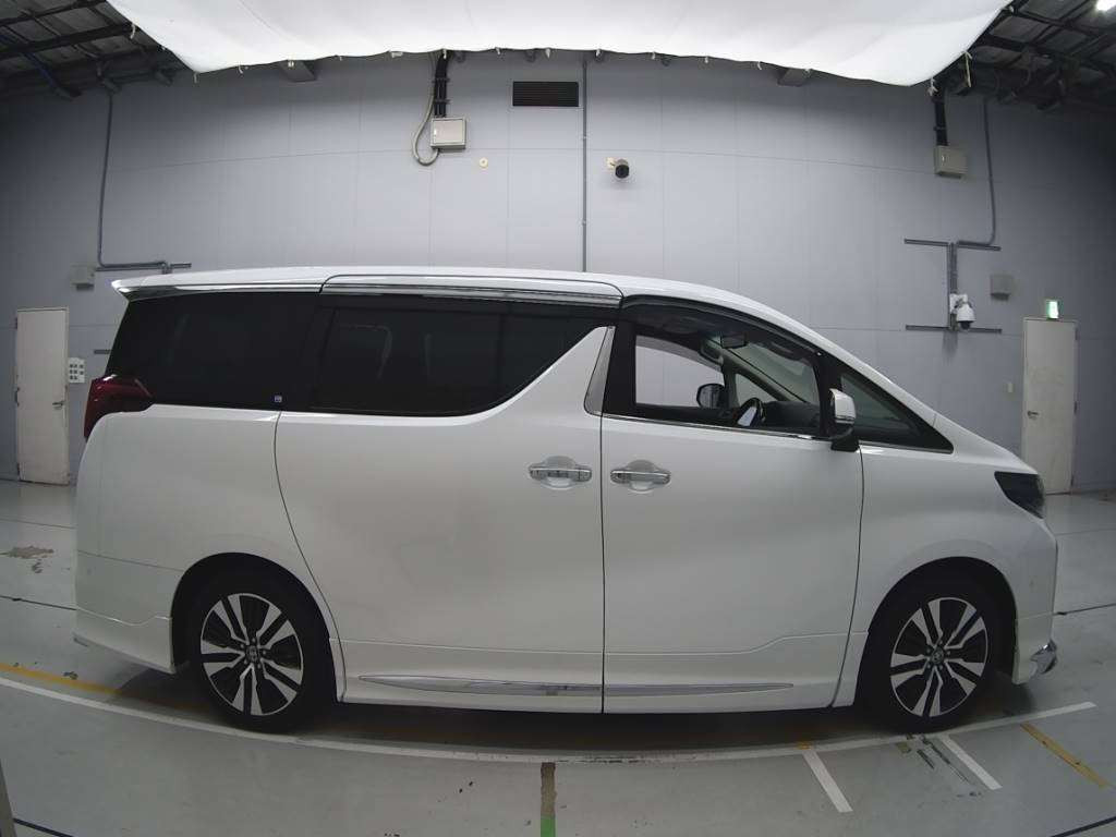 2022 Toyota Alphard AGH30W[2]