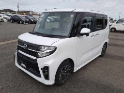 2020 Daihatsu Tanto Custom