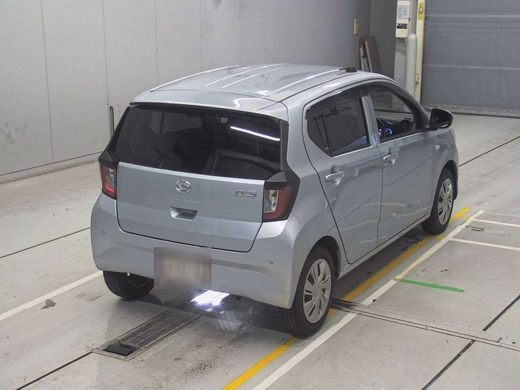 2021 Daihatsu Mira es LA350S[1]