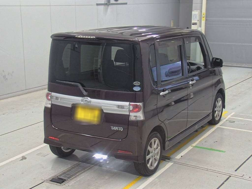 2010 Daihatsu Tanto L375S[1]