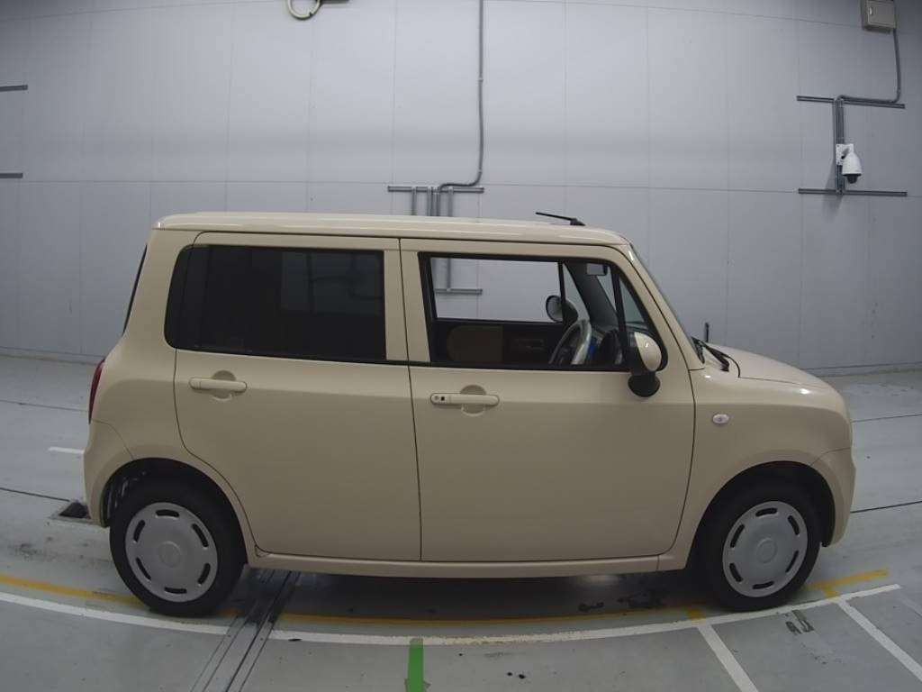 2010 Suzuki ALTO Lapin HE22S[2]