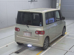 2005 Daihatsu Tanto