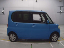 2009 Daihatsu Tanto