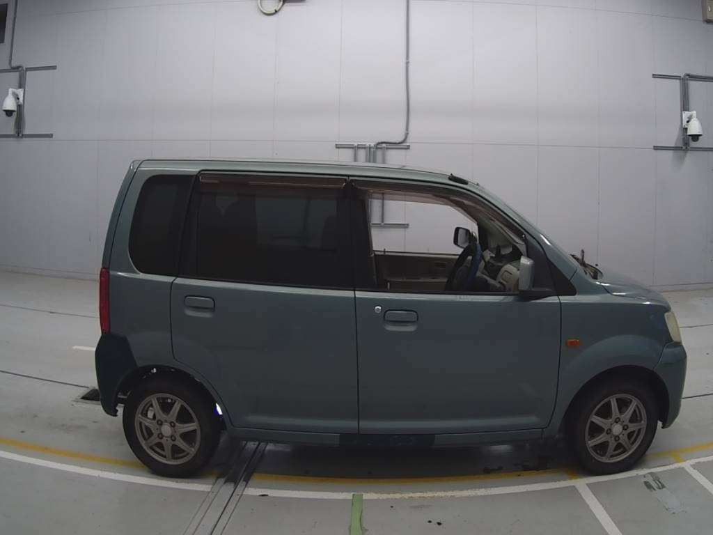 2005 Mitsubishi eK Wagon H81W[2]