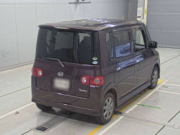 2007 Daihatsu Tanto