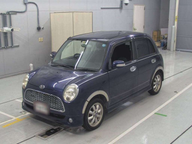 2007 Daihatsu Miragino