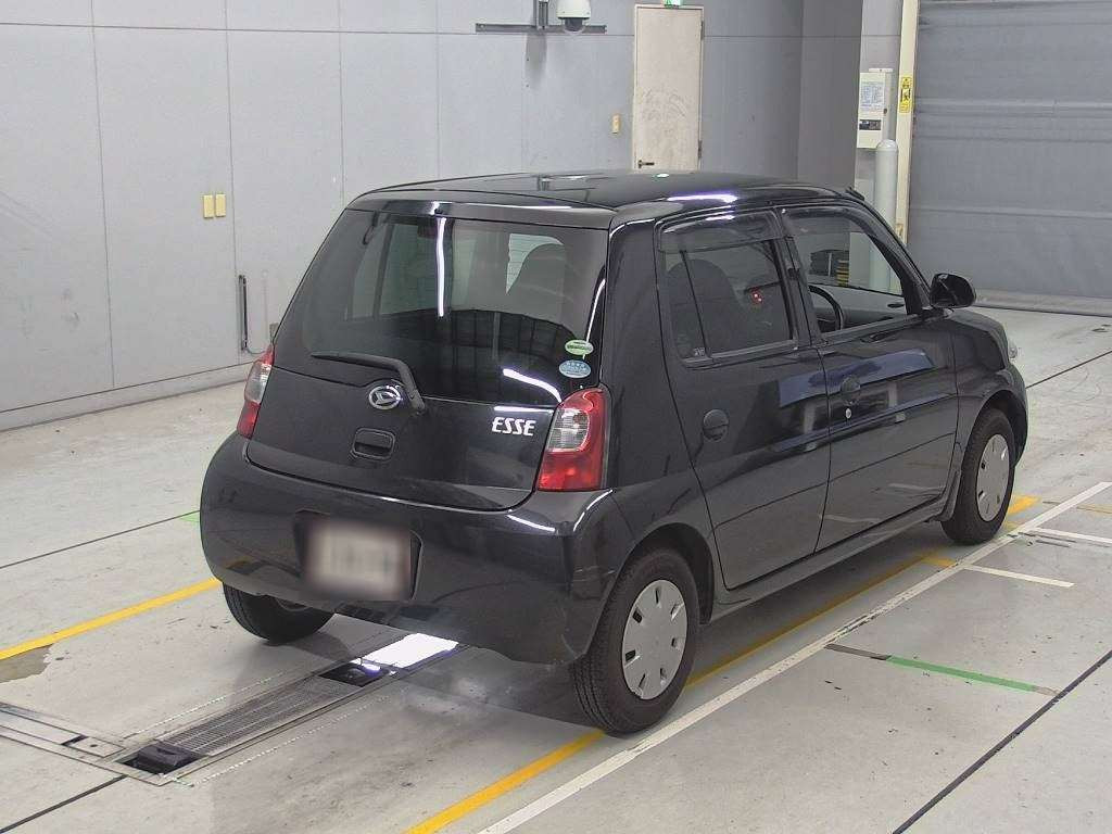 2010 Daihatsu Esse L235S[1]