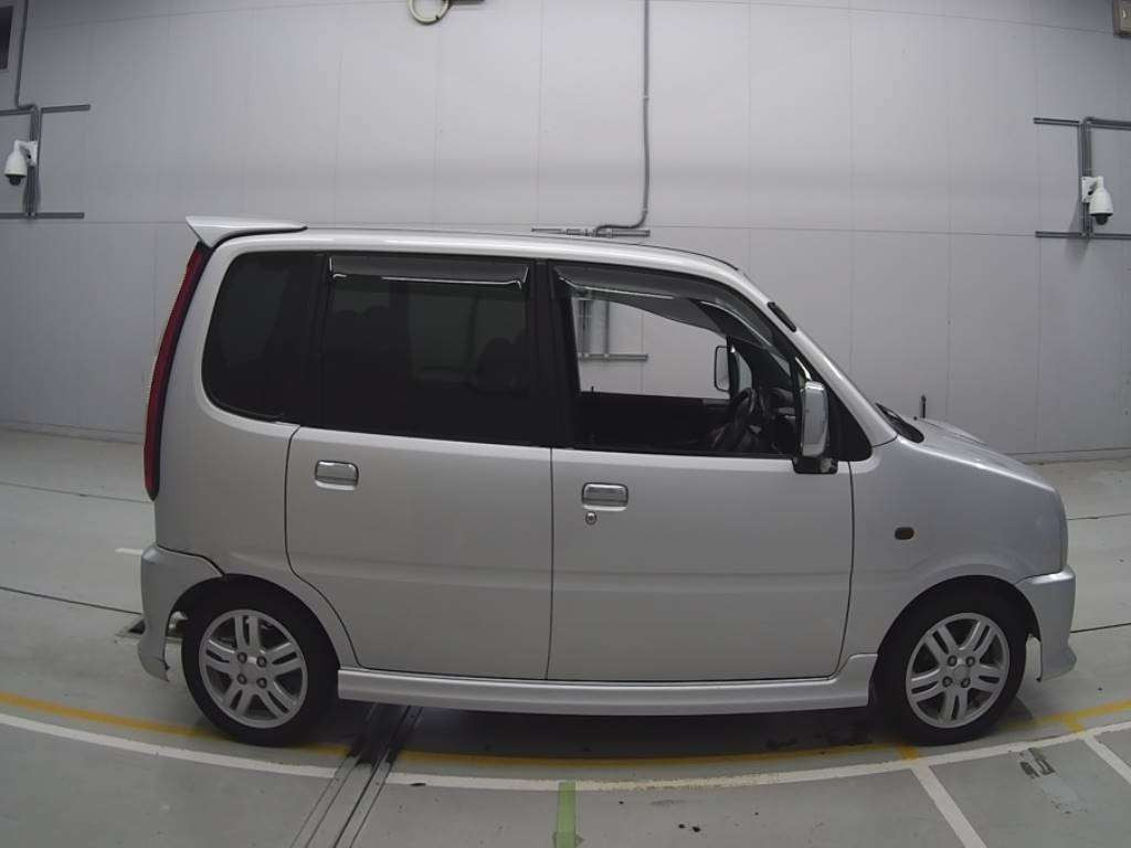 2001 Daihatsu Move L902S[2]