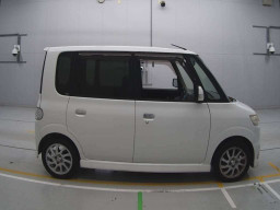 2007 Daihatsu Tanto Custom