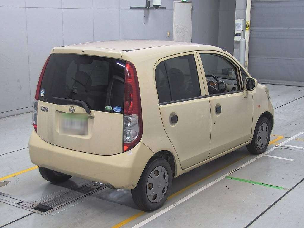 2007 Honda Life JB5[1]