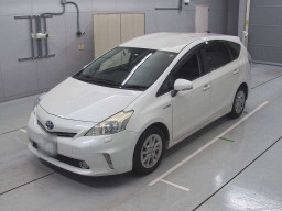 2013 Toyota Prius alpha