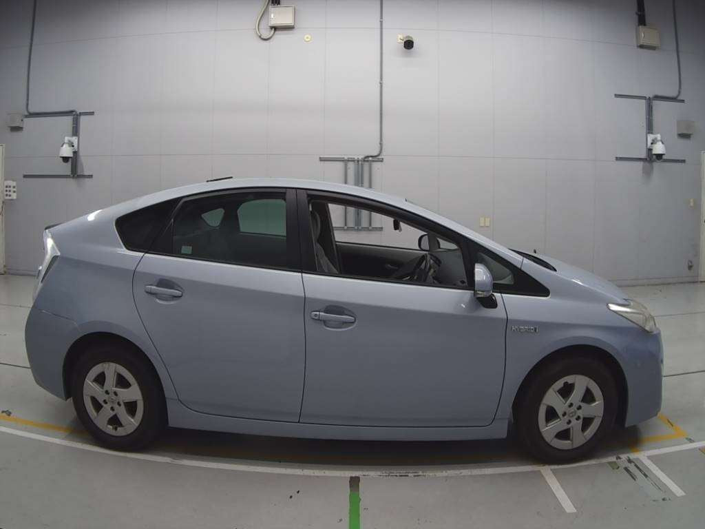 2009 Toyota Prius ZVW30[2]