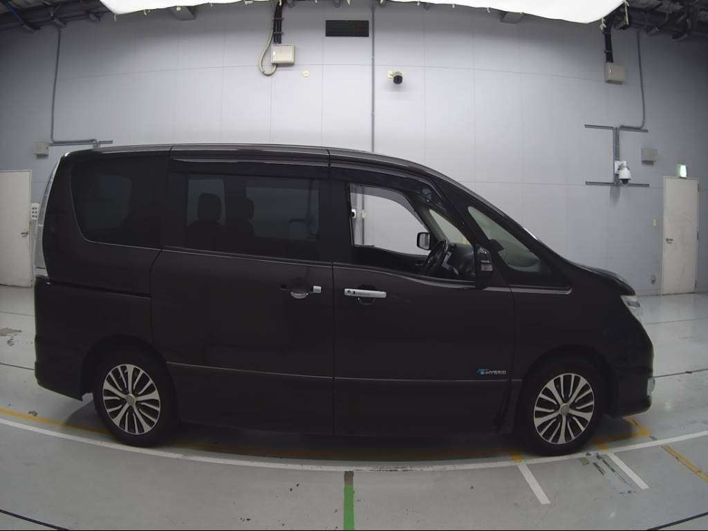 2014 Nissan Serena HFC26[2]