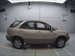 1998 Toyota Harrier