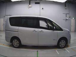 2014 Nissan Serena