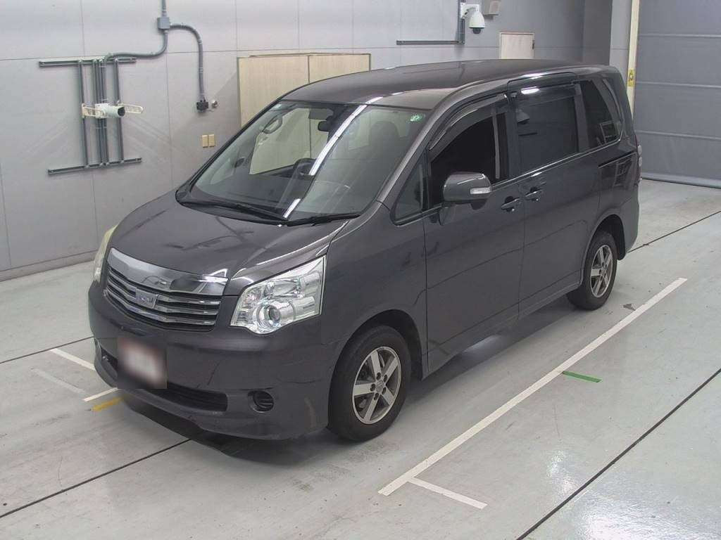 2011 Toyota Noah ZRR75G[0]