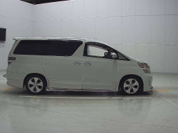 2011 Toyota Vellfire