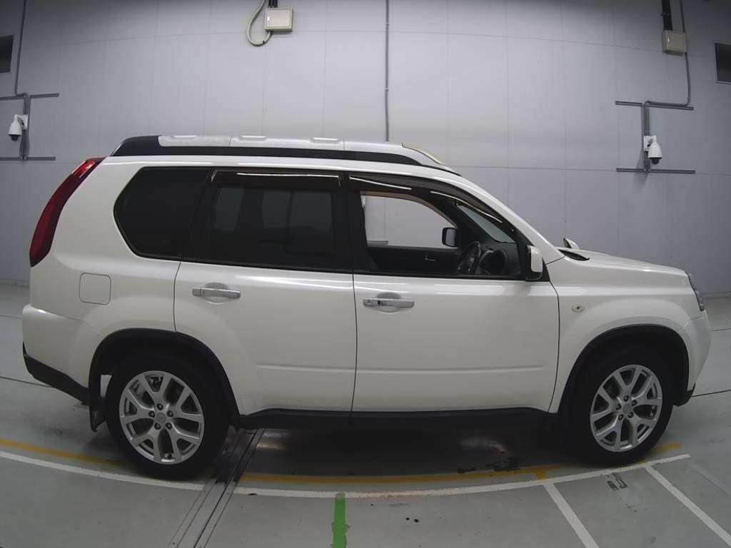 2012 Nissan X-Trail NT31[2]