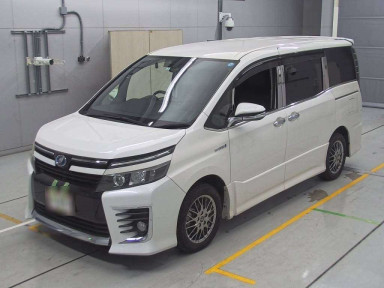 2016 Toyota Voxy